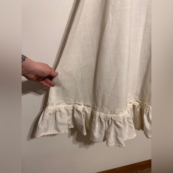 Vintage 70’s Prairie Daisy Lace Long Sleeve White Wedding Gown Handmade - Picture 6 of 8